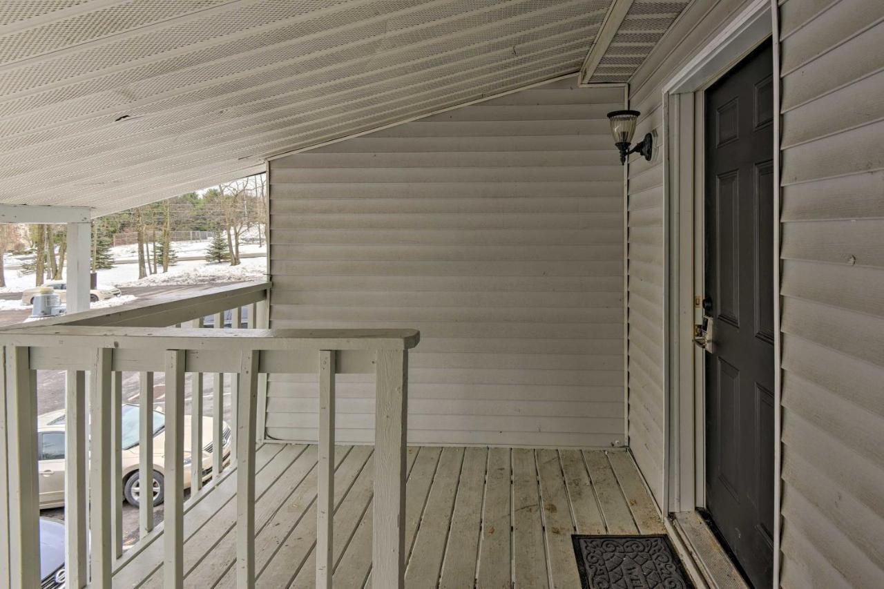 Mount Pocono Condo With Balcony, Near Mt Airy Casino المظهر الخارجي الصورة