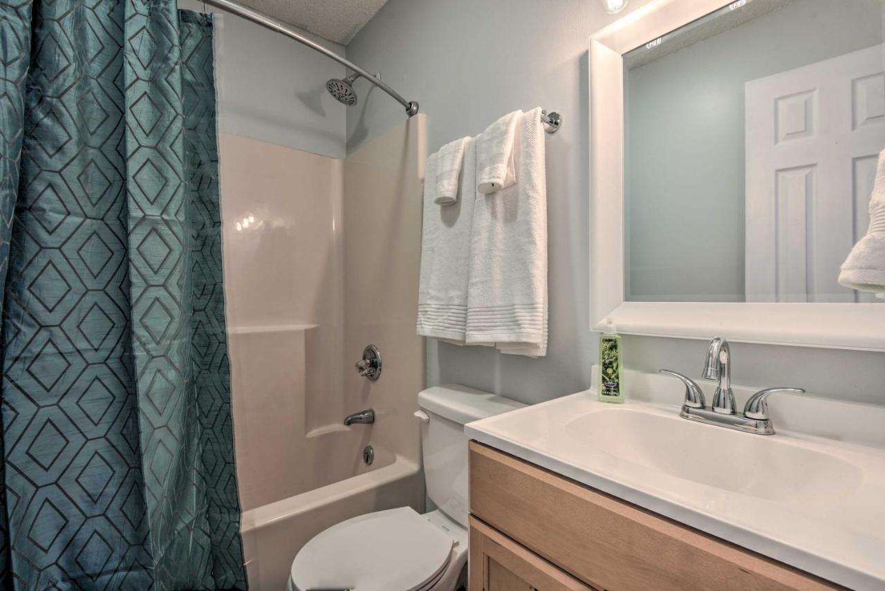 Mount Pocono Condo With Balcony, Near Mt Airy Casino المظهر الخارجي الصورة