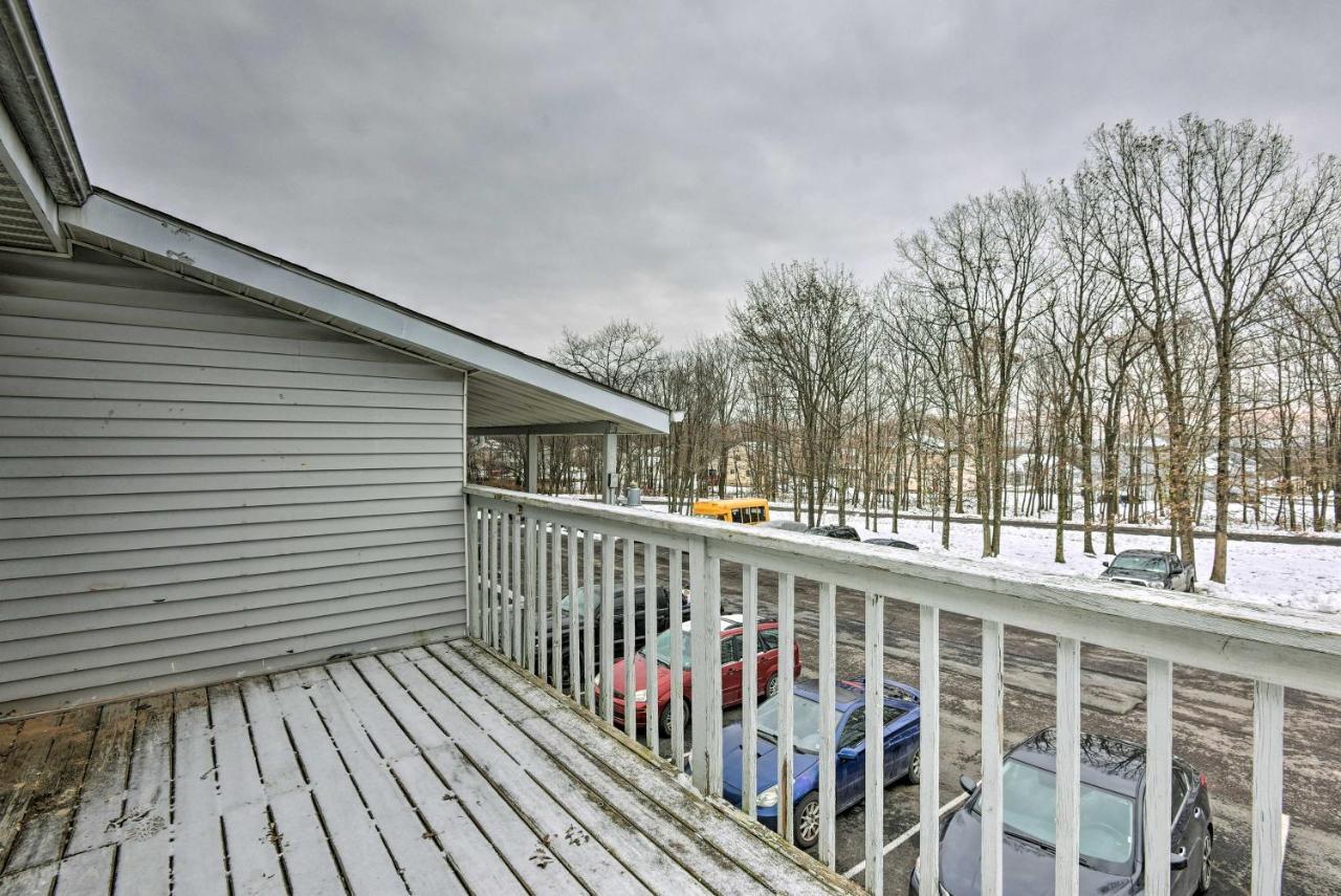 Mount Pocono Condo With Balcony, Near Mt Airy Casino المظهر الخارجي الصورة